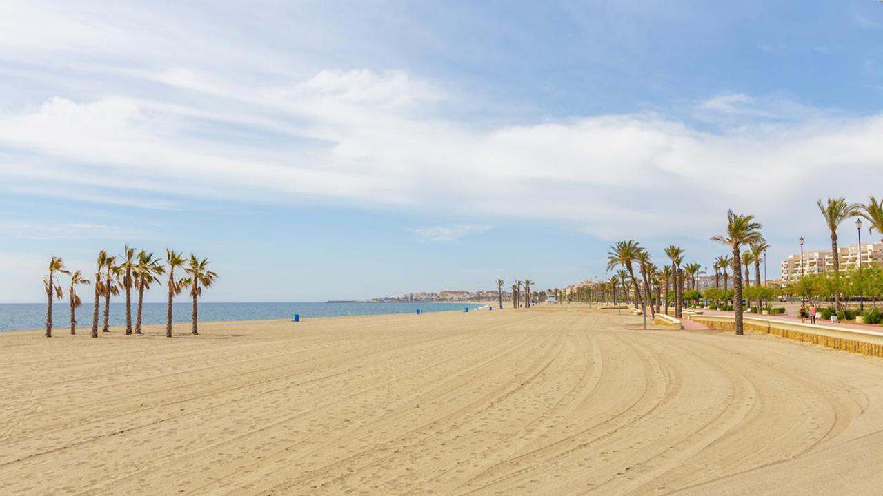 Las Salinas Roquetas De Mar Lägenhet Exteriör bild