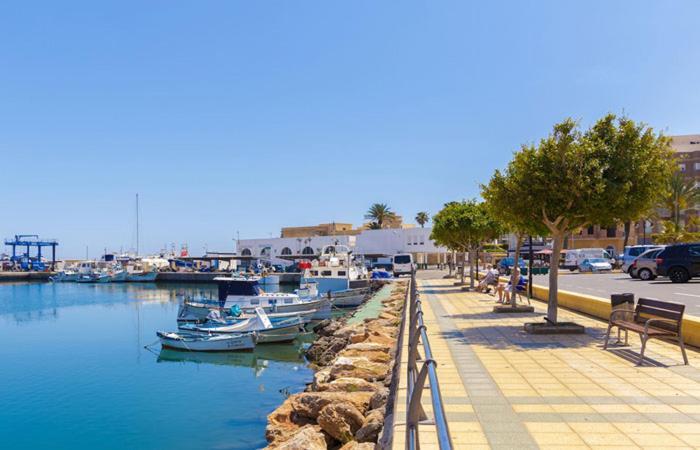 Las Salinas Roquetas De Mar Lägenhet Exteriör bild